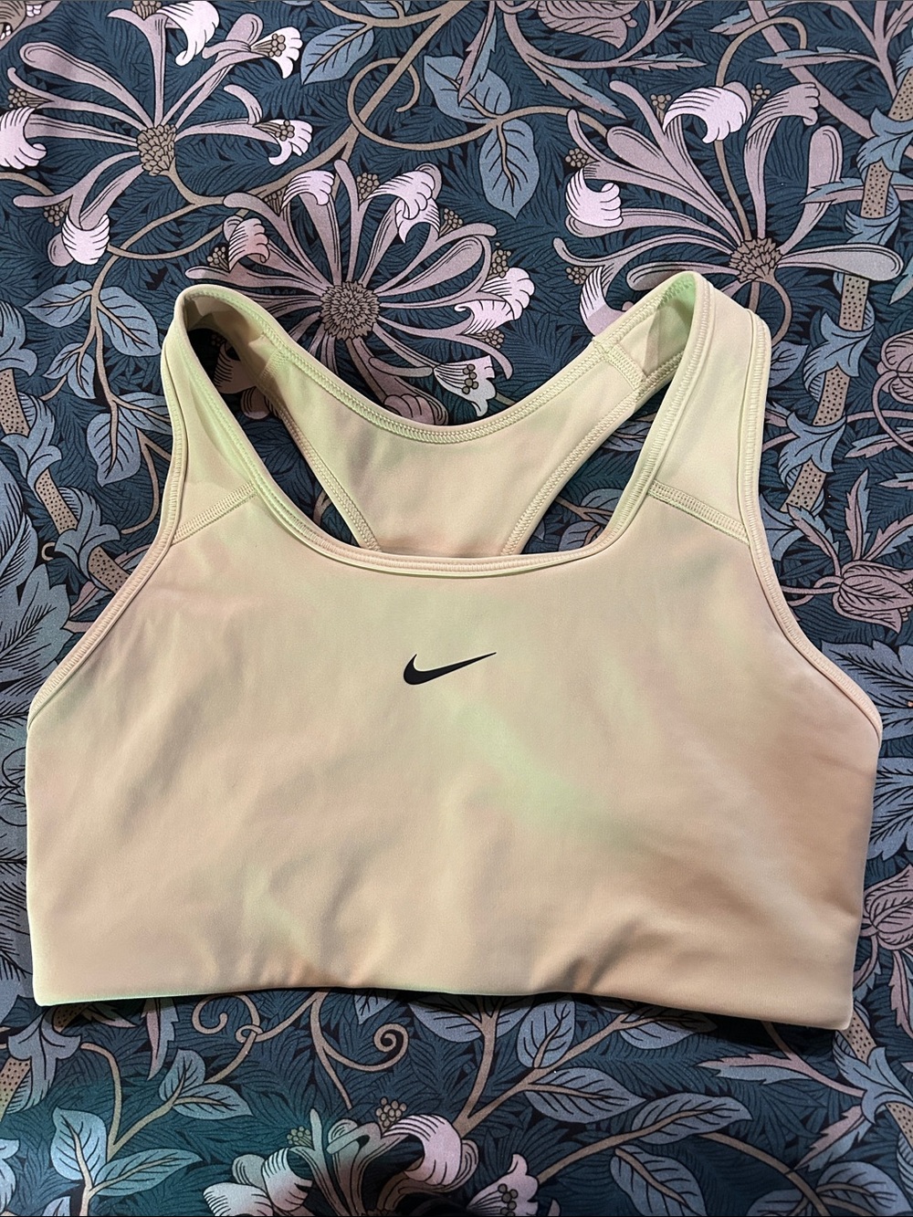Two Nike - Pale lime green Gray camo print Scoop-Neck Racerback Sports Bras